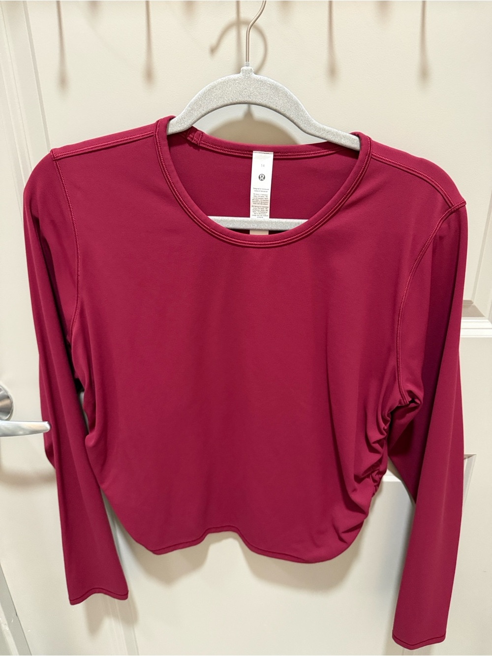 lululemon cropped Long-Sleeve Performance Tee - Berry/Plum